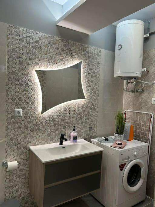 Black Eagle Apartment Dráma Zewnętrze zdjęcie
